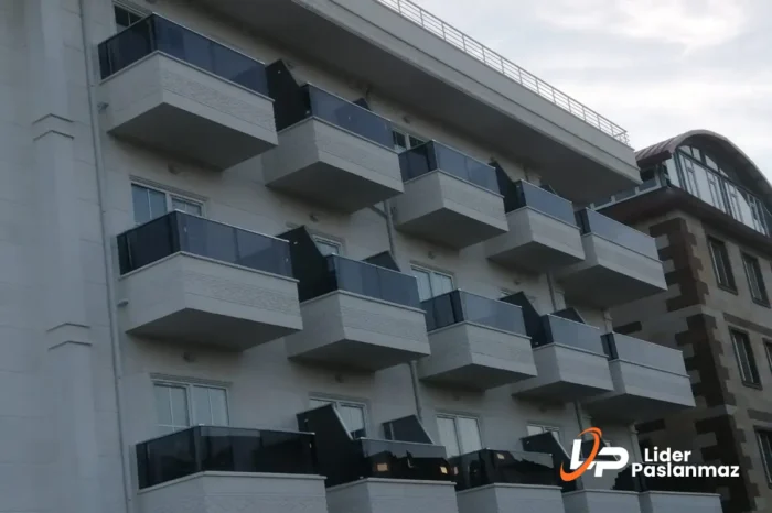 Alüminyum Camlı Korkuluk Sistemleri